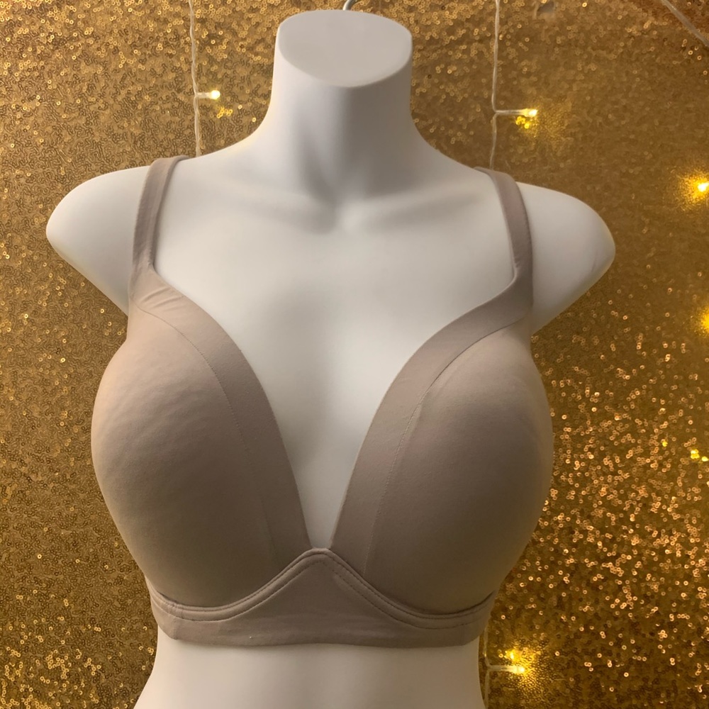 Victoria’s Secret✨Body by Victoria Wireless Bra